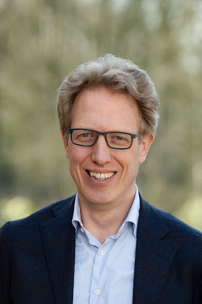 dhr. G. van Lomwel (Gijsbert) – directeur
